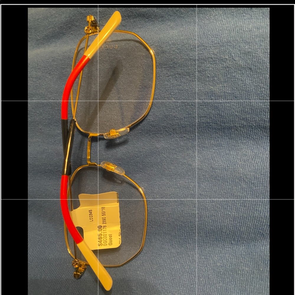Gucci Glass- NWT- no case or dust cloth
